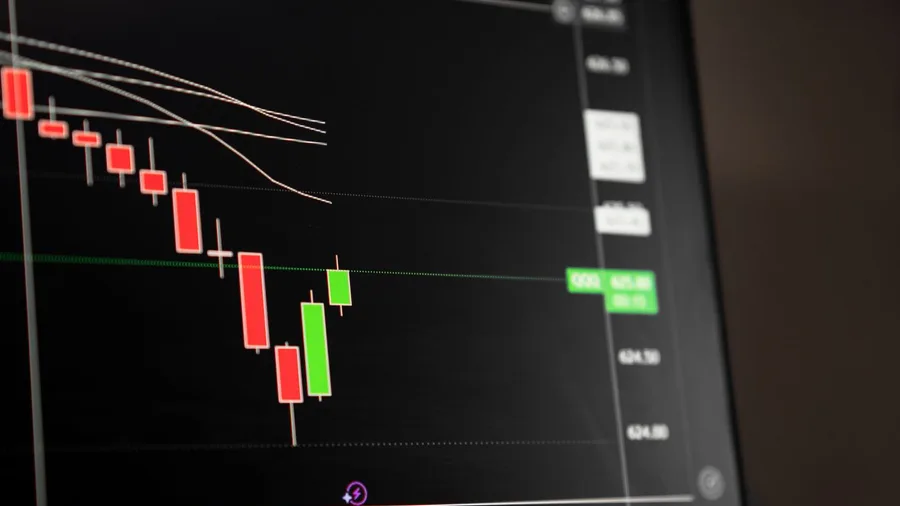 Falling Stock Prices Drive Yields Up
