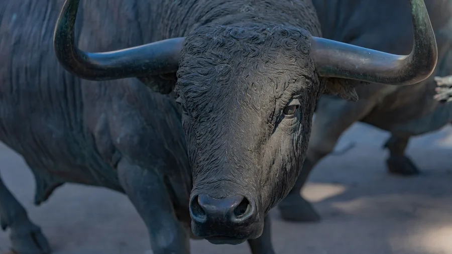 Covered Calls Sound Like Free Money Until the Stock Runs 4 Missed Gains Outweigh Premium Income in Strong Bull Markets