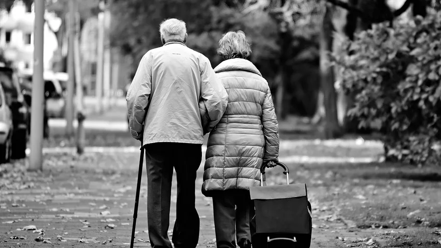 13 States That Tax Retirement Income (and 9 That Tax None of It) 3 Kansas Taxes Social Security Once Income Passes a Threshold