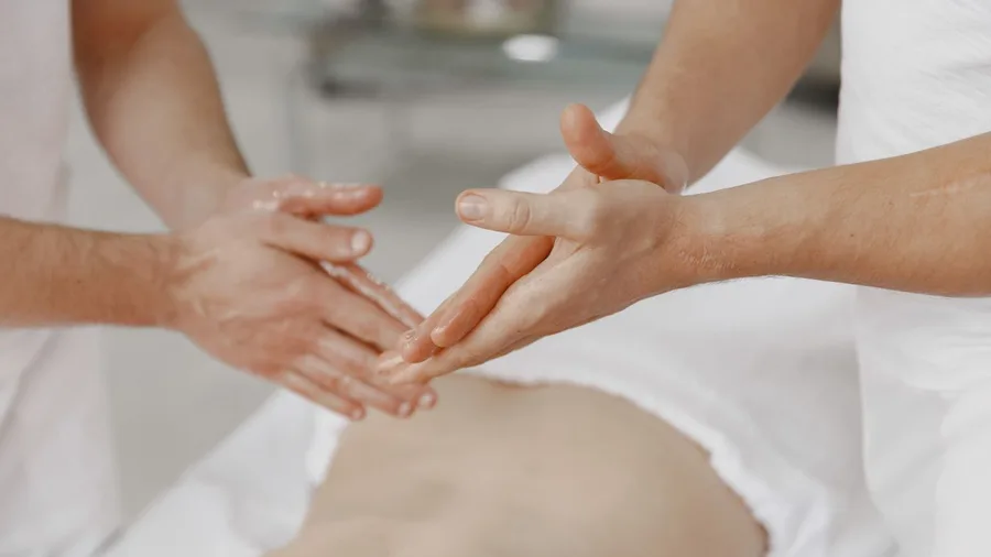 11 Things Medicare Does Not Cover (Dental Is Only the Beginning) 11 Alternative Therapies Like Massage and Naturopathy Are Denied