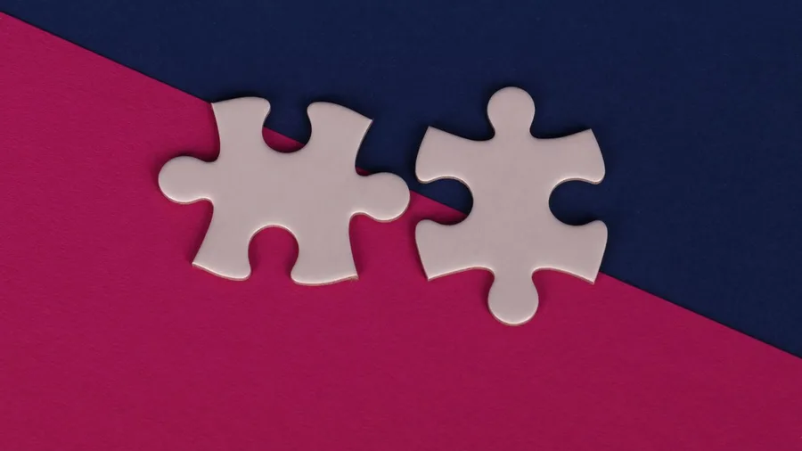 Rolling over to your new employer's 401(k) consolidates assets
